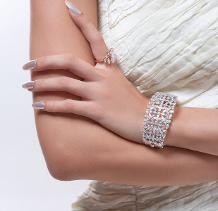 Akaari jewellery styling